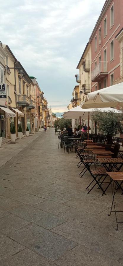 Myhouse Hotell Olbia Eksteriør bilde
