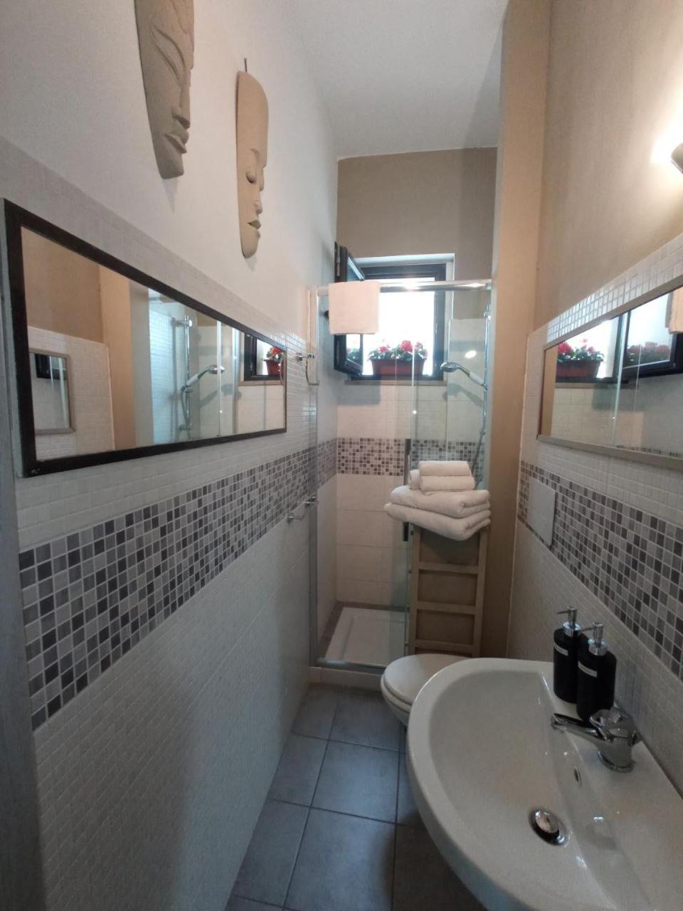 Myhouse Hotell Olbia Eksteriør bilde
